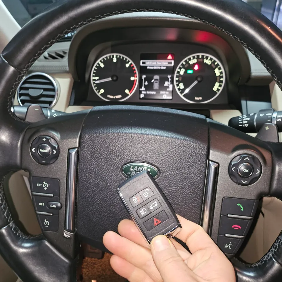 Land Rover Discovery 4 oem options - Land Rover Discovery 4 OEM Options Review — Factory Upgrade Cost photo 3
