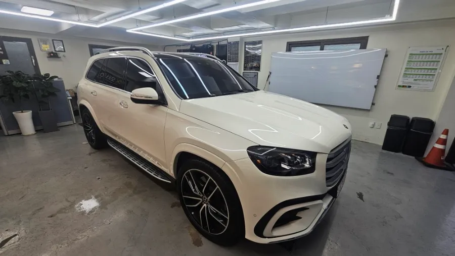 Mercedes-Benz GLS Window Tinting Review: Blue Reflective Film
