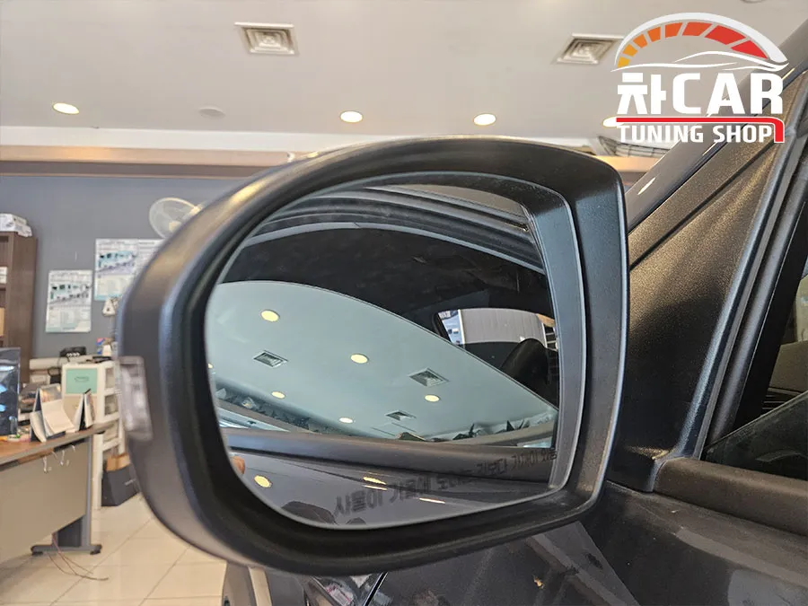 Hyundai Tucson TL oem options - Hyundai Tucson TL Blind Spot Assist Installation Review photo 2