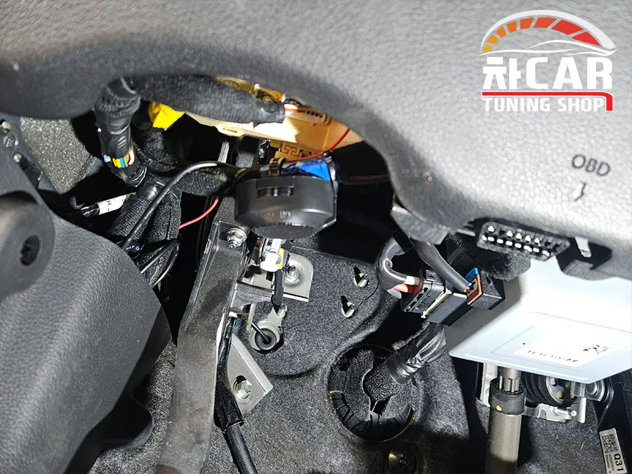 Hyundai Tucson TL oem options - Hyundai Tucson TL Blind Spot Assist Installation Review photo 6