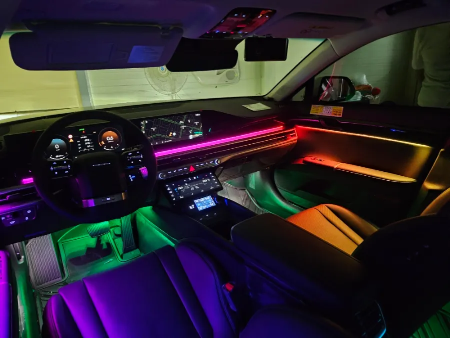 Hyundai Grandeur GN7 ambient lighting review