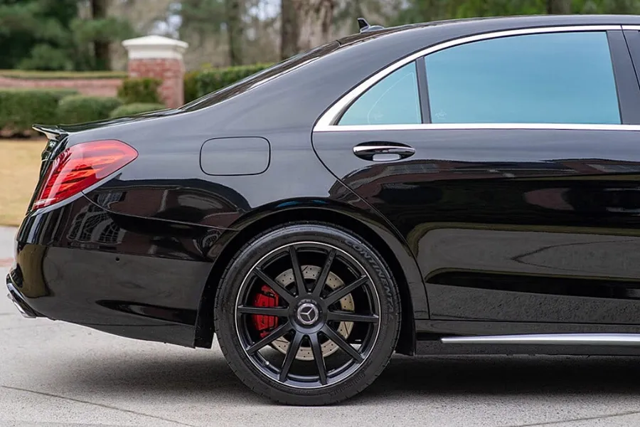 Mercedes-Benz S-Class W222のホイールリペア・塗装事例 施工写真 3-1