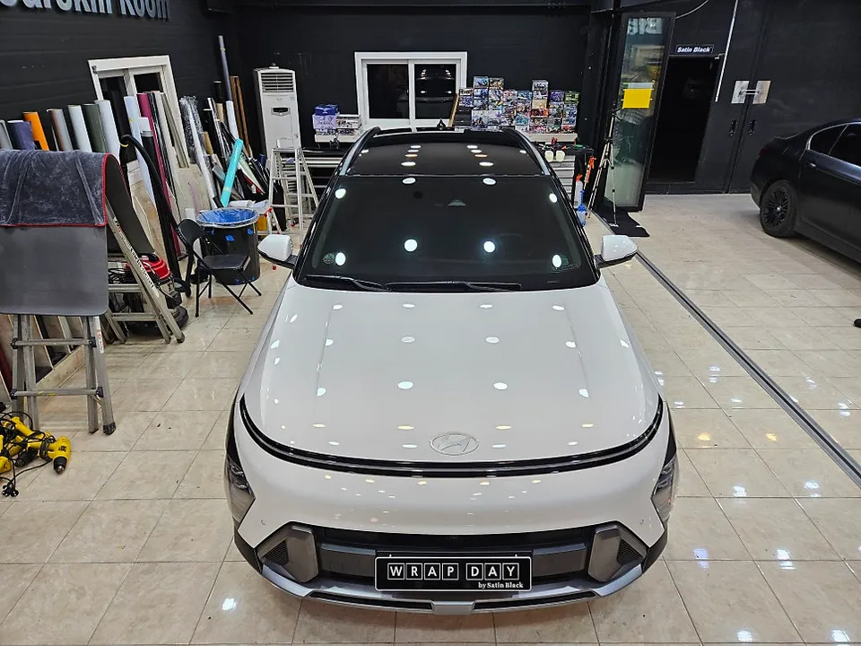 Hyundai Konaのカーラッピング事例 施工写真 3
