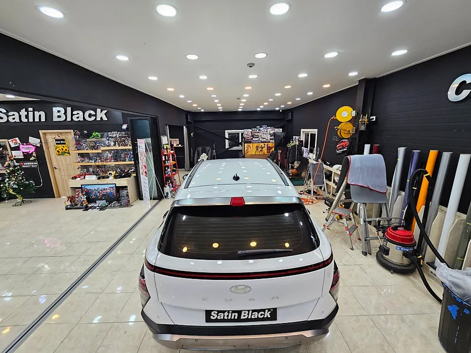 Hyundai Konaのカーラッピング事例 施工写真 6