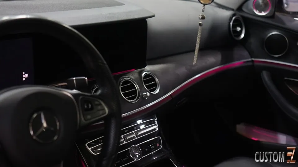 Mercedes-Benz E-Class ambient lighting - Mercedes-Benz E-Class Ambient Lighting Review — Enhanced Interior photo 4