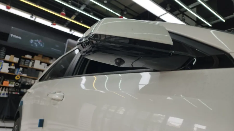 Kia Niro Hybrid surround view camera - Kia Niro Hybrid 360 Camera Review: Cost & Results photo 4