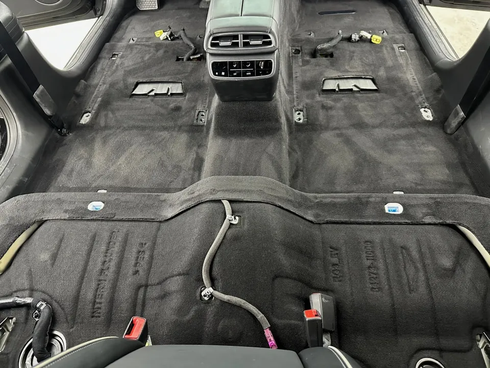 Hyundai Azeraのカーフィルム施工事例｜費用目安・仕上がり 施工写真 3-3