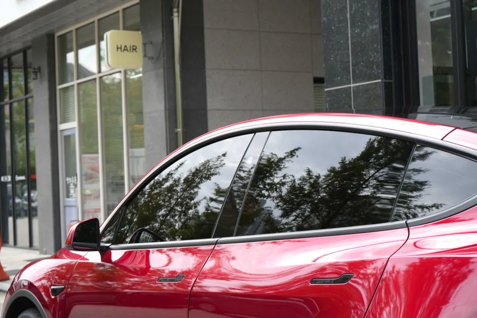 Tesla Model Y new car package - Tesla Model Y Ultra Red New Car Package Review photo 3