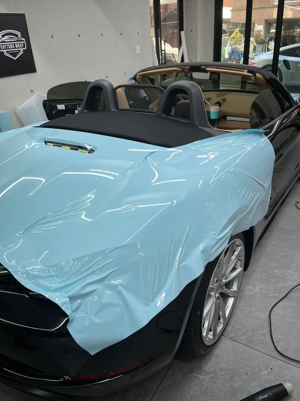 Porsche 718 Boxster vinyl wrap - Porsche 718 Boxster Ice Blue Vinyl Wrap Review photo 5