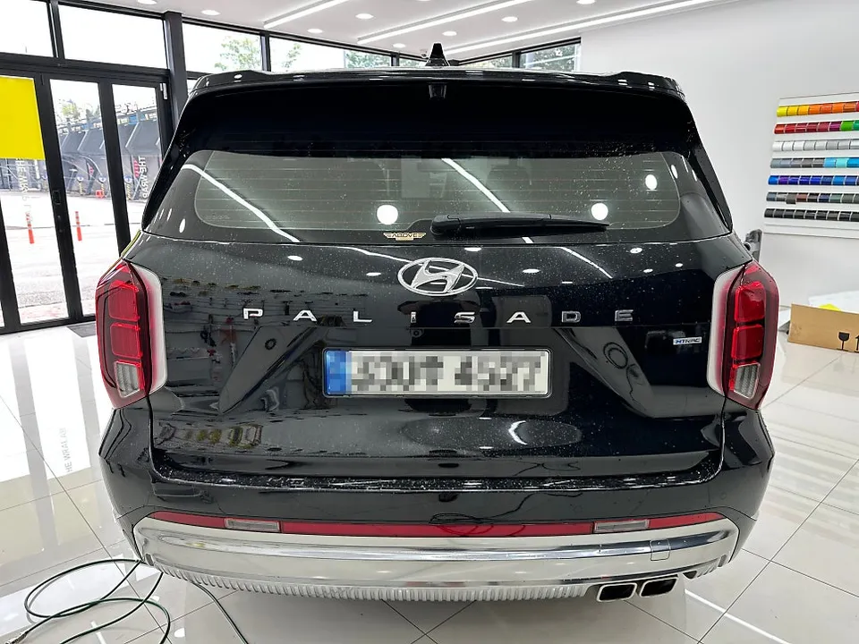 Hyundai Palisadeのガラスコーティング事例|費用目安・仕上がり 施工写真 1-2