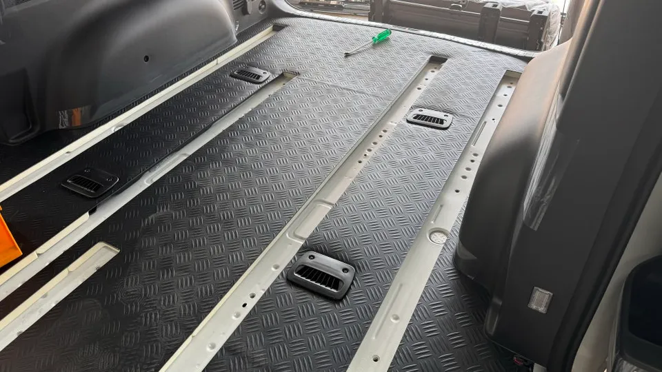 Hyundai Staria interior customization - Hyundai Staria Interior Customization Review: Cost & Results photo 4