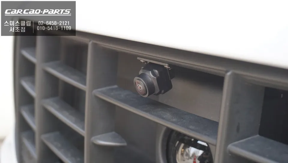 Porsche Macan surround view camera - Porsche Macan 3D Surround View Camera Installation Review photo 3
