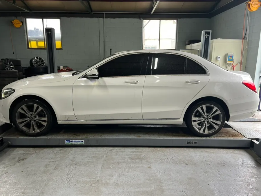 Mercedes-Benz C-Class W205  - Mercedes-Benz C-Class W205 Car Accessories Review photo 3