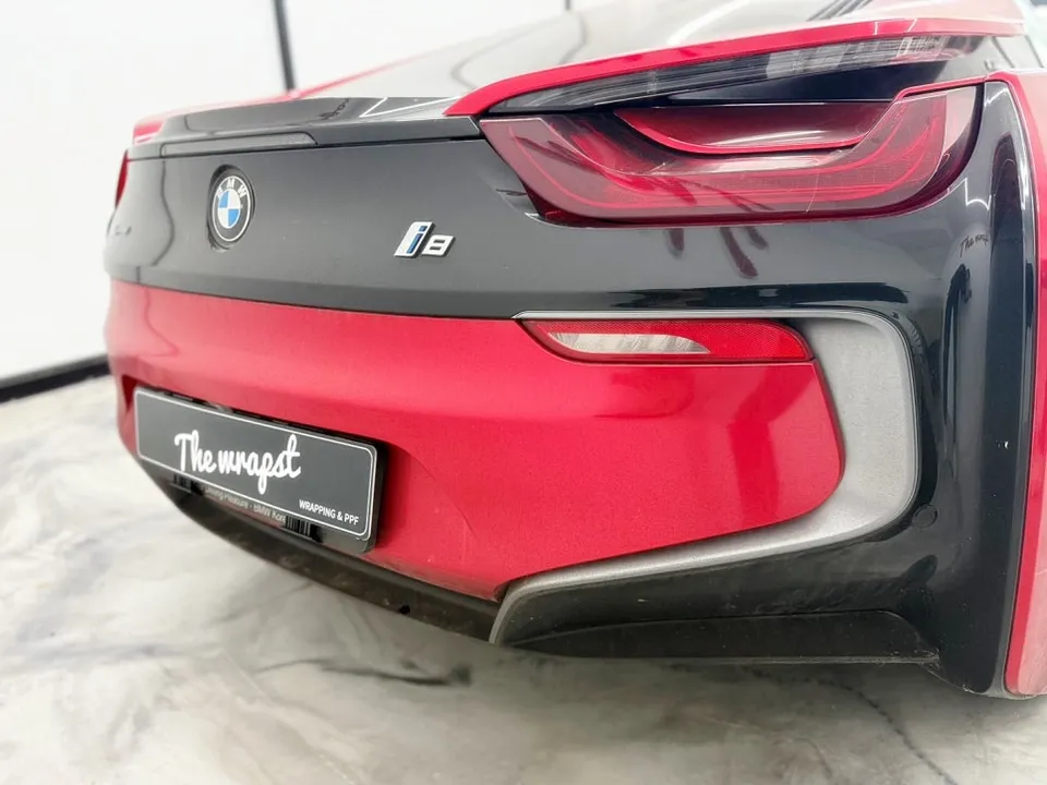 BMW i8のカーラッピング事例｜費用目安・仕上がり 施工写真 3-2