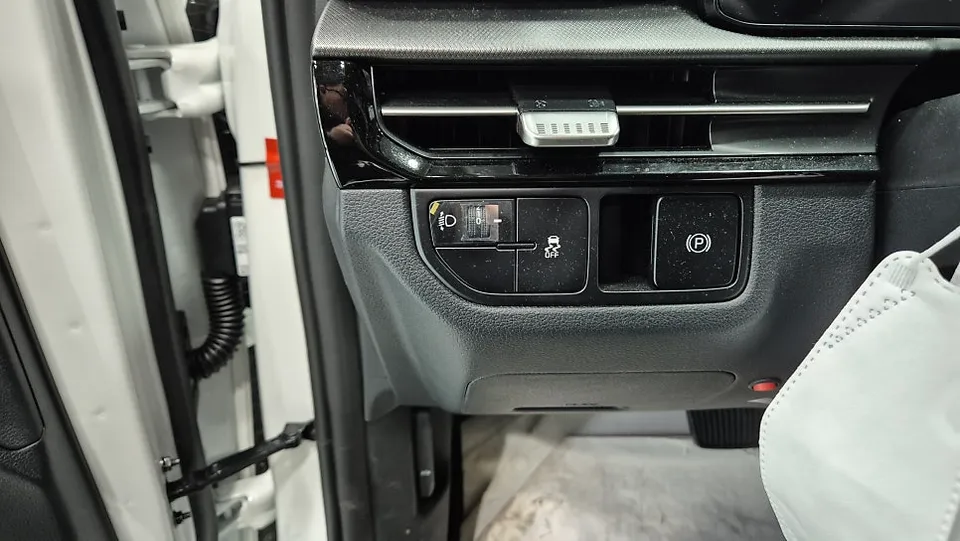 Kia Sportage NQ5 oem options - Kia Sportage NQ5 Power Liftgate Retrofit Review photo 4