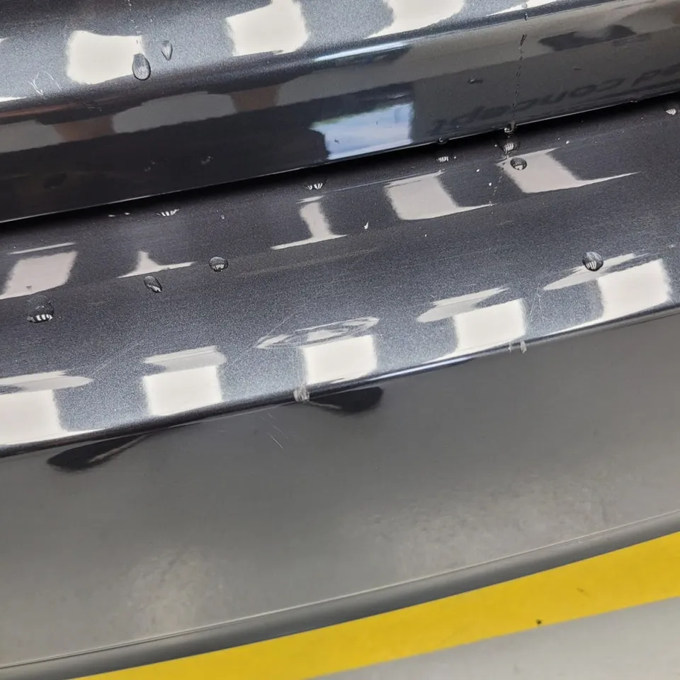 BMW M5 vinyl wrap - BMW M5 Vinyl Wrap Review: Gloss Orange Installation & Cost photo 3