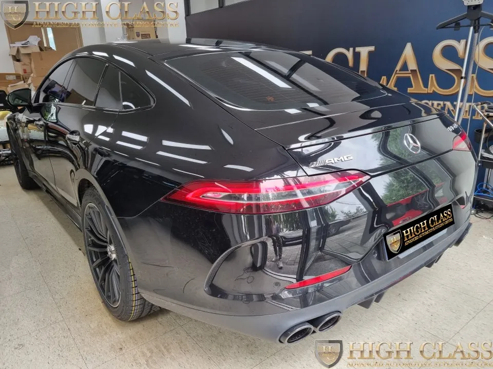 Mercedes-Benz AMG GT ambient lighting - Mercedes-Benz AMG GT Ambient Lighting Review photo 2