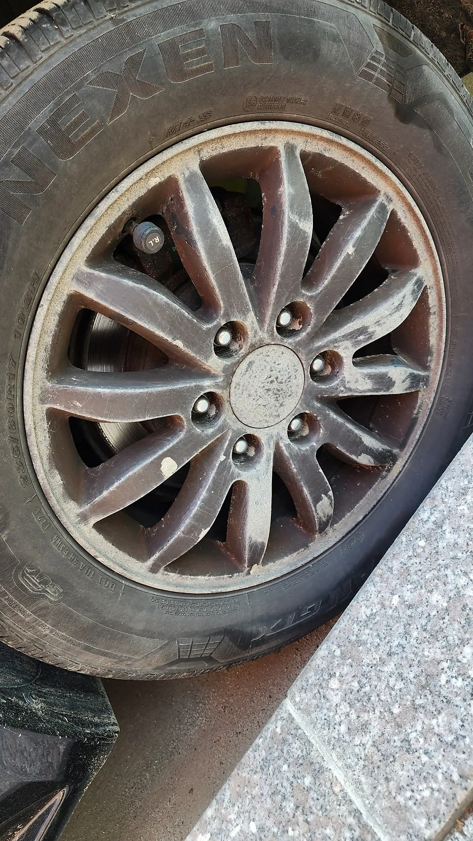 Kia Carnival wheel repair installation result
