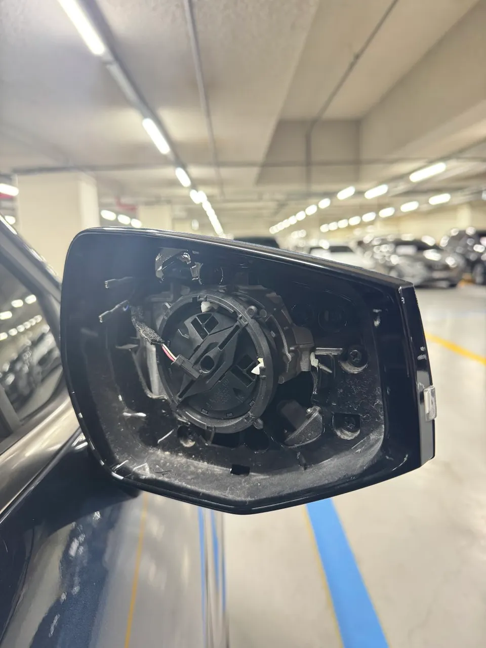 Kia Sportage other - Kia Sportage Other Car Service Review — Clean Turn Signal Replace photo 4