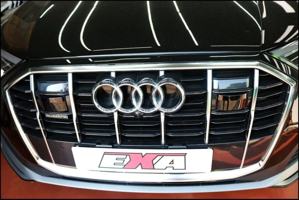 Audi Q7 chrome delete - Audi Q7 Chrome Delete Review — Gloss Black Wrap Results photo 3