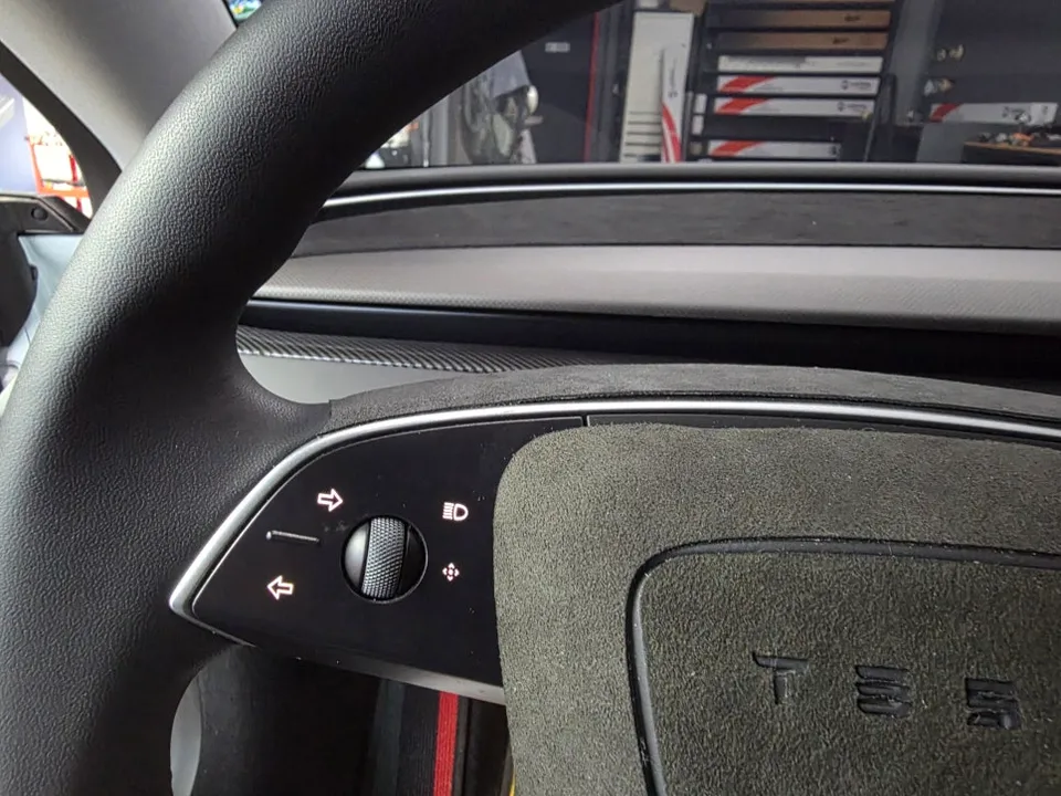 Tesla Model 3 other - Tesla Model 3 Highland Tuning: Gear Lever, Wiper & Light Lever Up photo 3