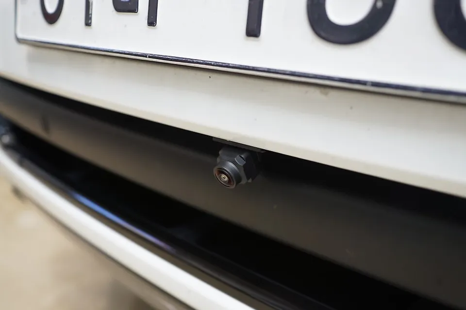 Land Rover Range Rover Vogue surround view camera - Land Rover Range Rover Vogue Surround View Camera Review photo 3