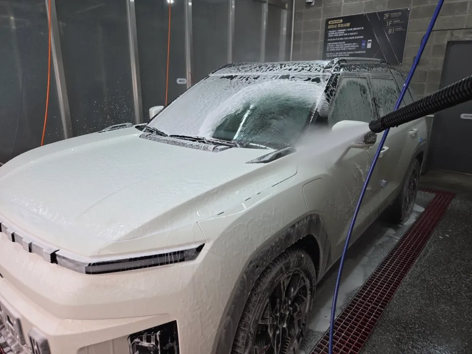 Lexus ESのPPF施工事例｜費用目安と仕上がり 施工写真 3-2