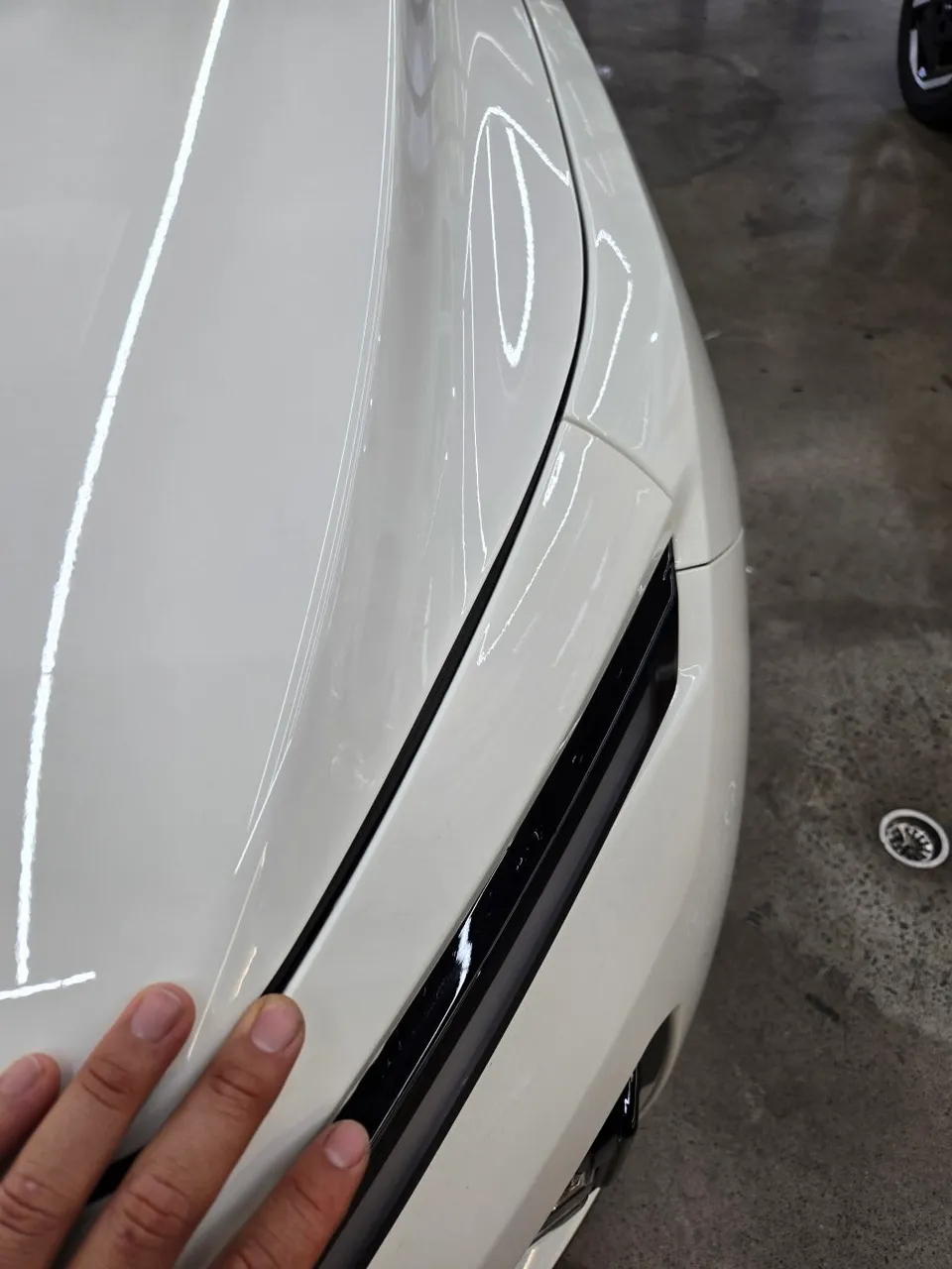 Lexus ESのPPF施工事例｜費用目安と仕上がり 施工写真 1-3