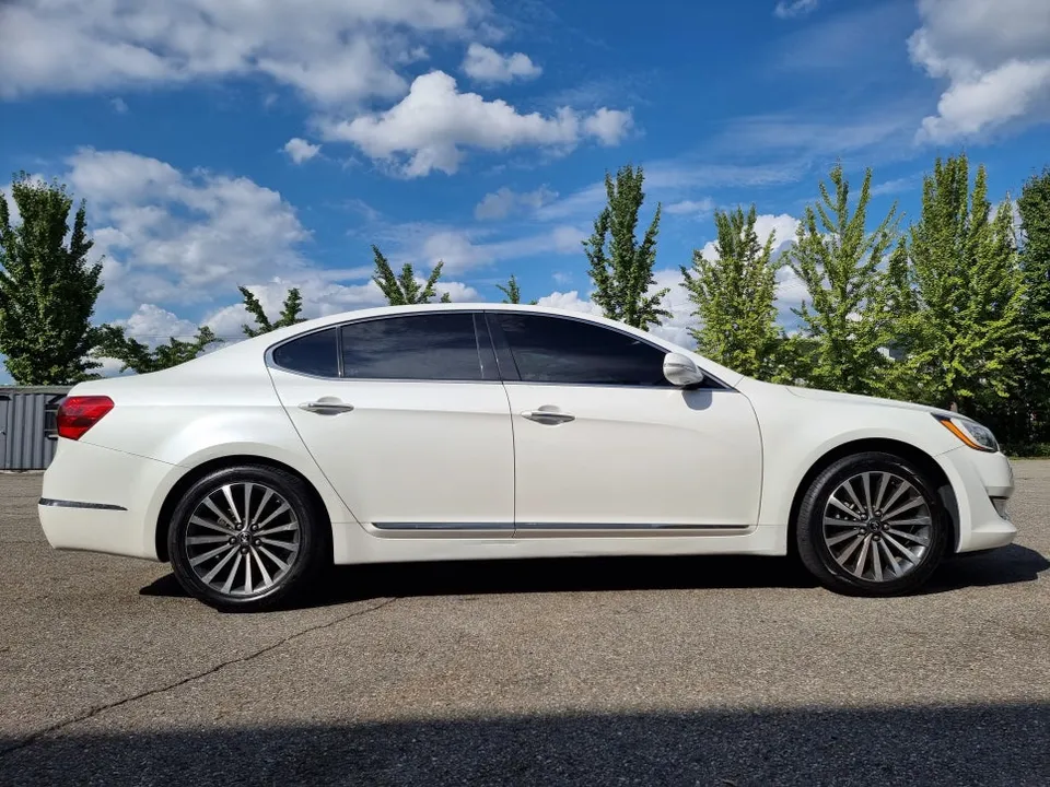 Kia K7 Wheel Repair & Painting Review: Cost & Results After