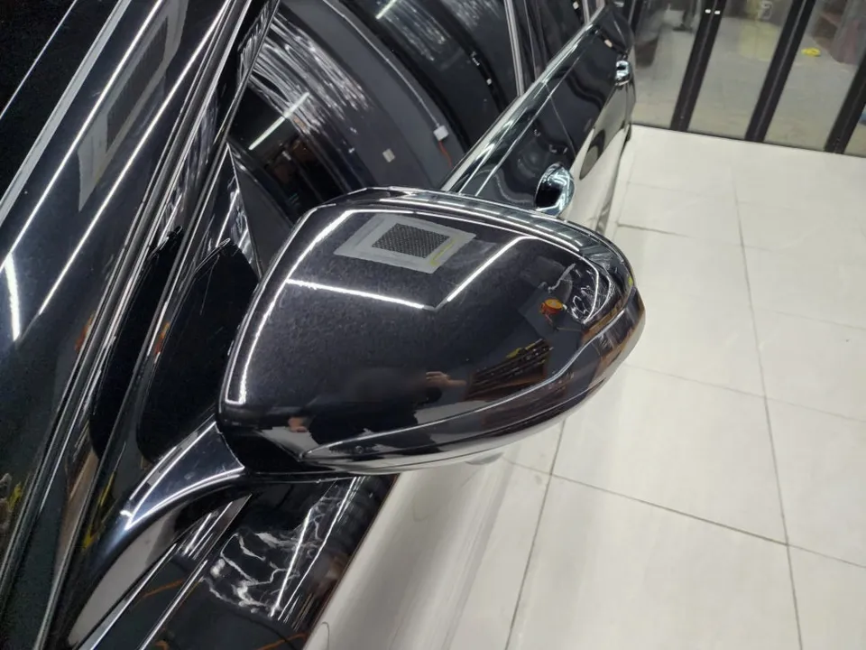 Mercedes-Benz Eクラス W213 PPF施工事例|費用目安・仕上がり 施工写真 3-3