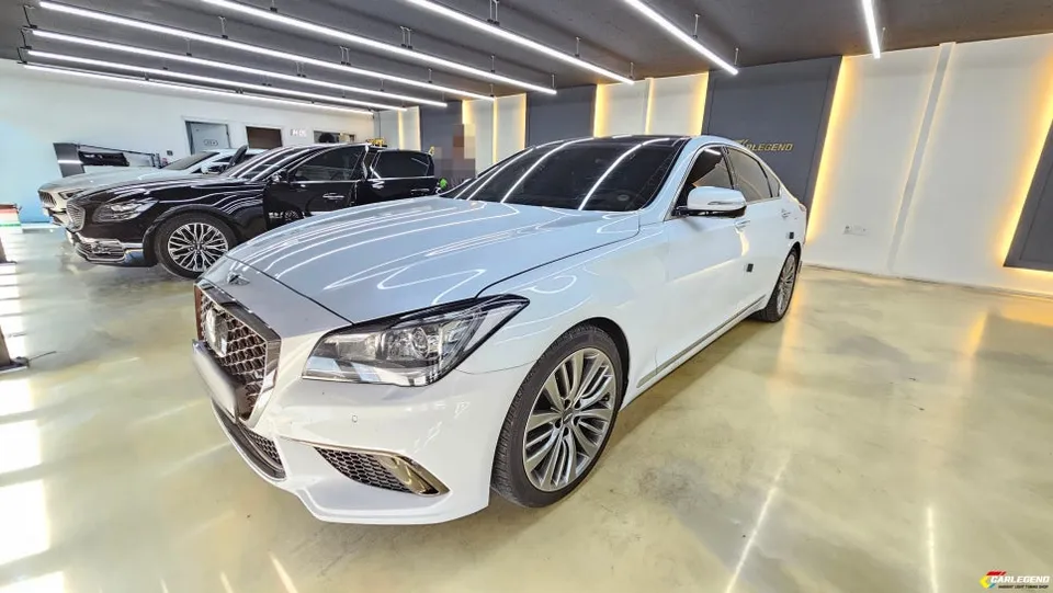 Hyundai G80 Ambient Lighting Review: Custom vs. OEM photo 3