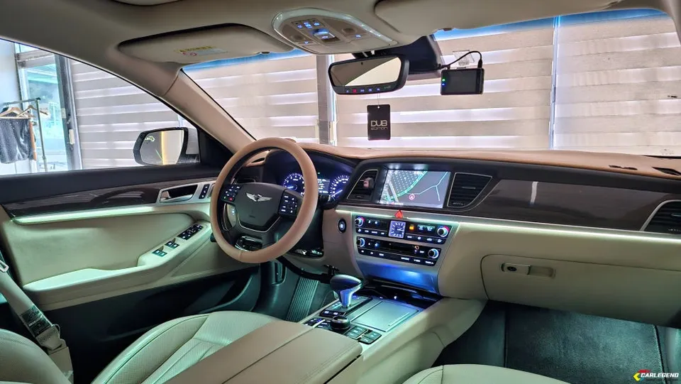 Hyundai G80 Ambient Lighting Review: Custom vs. OEM After