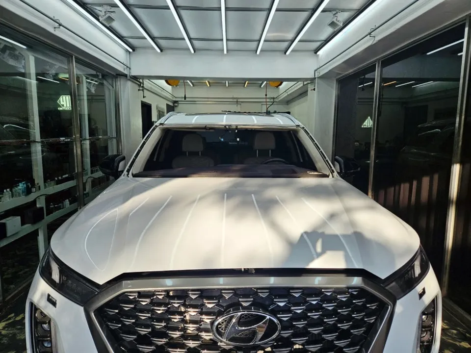 Hyundai Palisadeのカーフィルム施工事例|費用目安・仕上がり 施工写真 1-2