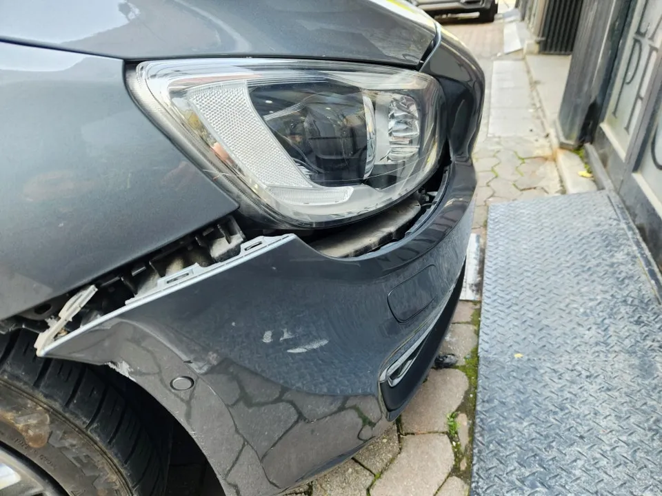 Volvo S60 body repair installation result