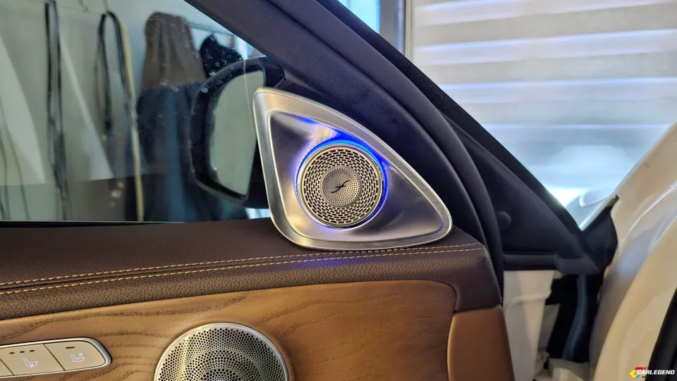 Mercedes-Benz E-Class W213 ambient lighting - Mercedes-Benz E-Class W213 Ambient Lighting Cost & Review photo 3