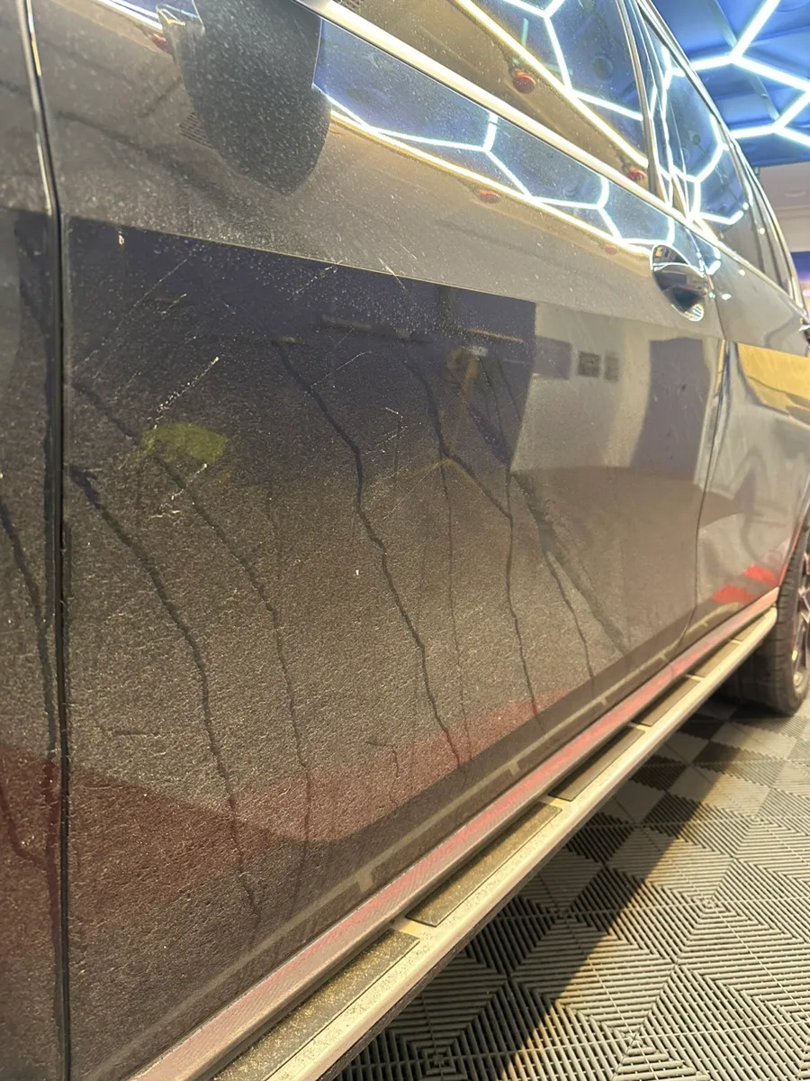 BMW X7のガラスコーティング事例|費用目安・仕上がり 施工写真 3-2