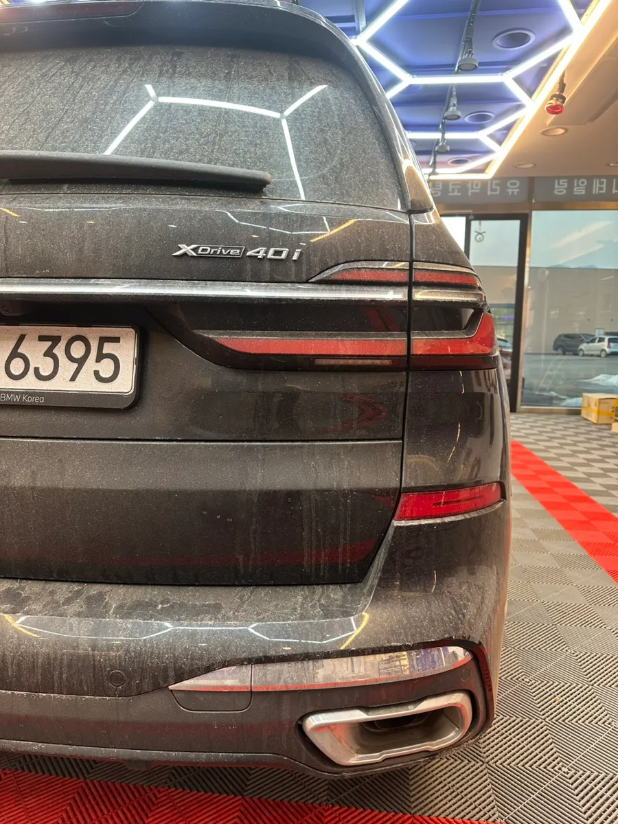 BMW X7のガラスコーティング事例|費用目安・仕上がり 施工写真 2-3