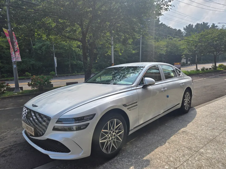 Genesis G80 PPF施工事例｜費用目安と仕上がり 施工写真 1-1