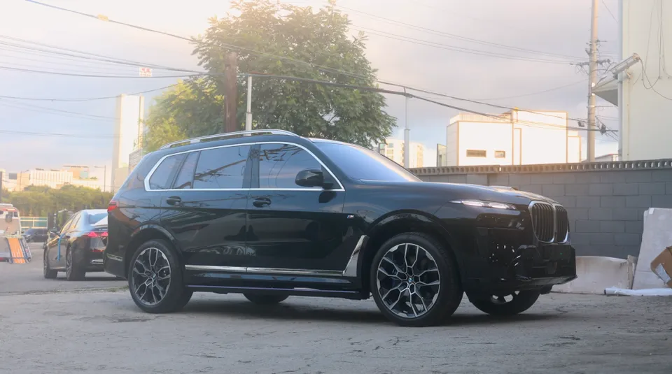 BMW X7 G07 Body Kit & Aero Parts Review — Enhanced Style