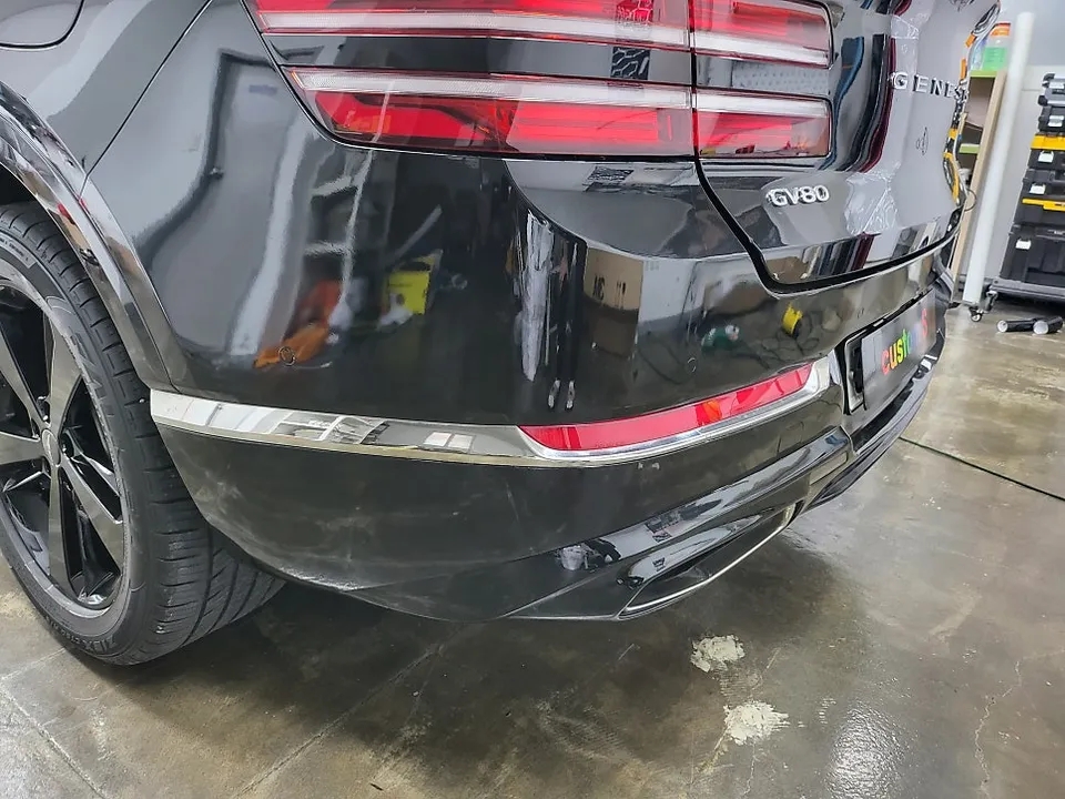 Genesis GV80 vinyl wrap - Genesis GV80 Vinyl Wrap Review — Blackout Transformation photo 4