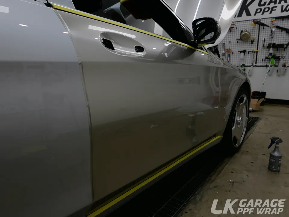 BMW 7 Seriesのガラスコーティング事例|費用目安・仕上がり 施工写真 3-1