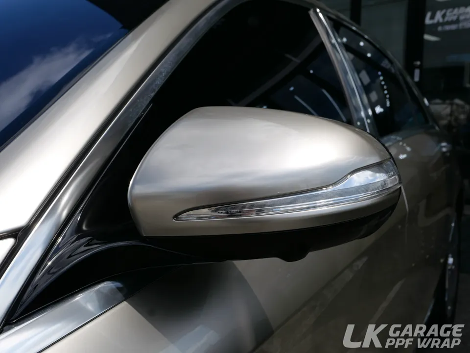 BMW 7 Seriesのガラスコーティング事例|費用目安・仕上がり 施工写真 1-3