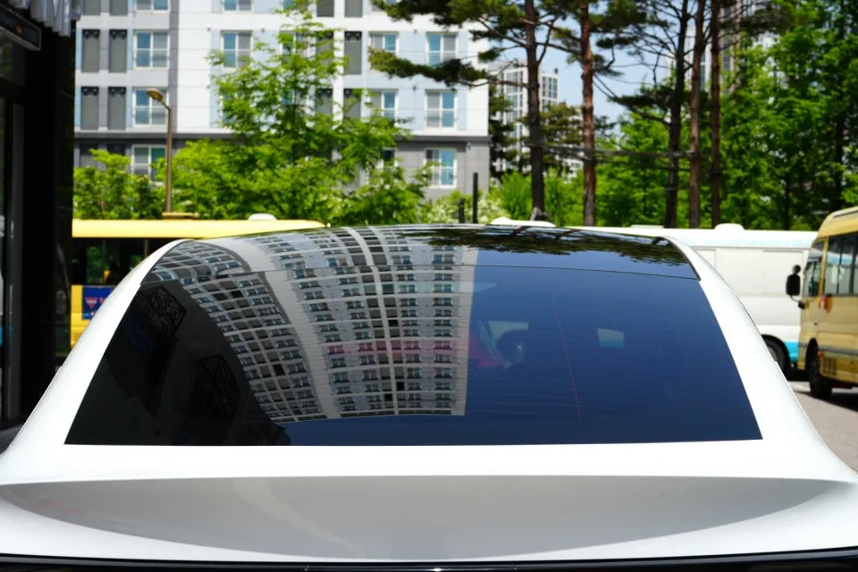 Tesla Model YのPPF施工事例｜費用目安と仕上がり 施工写真 1-2