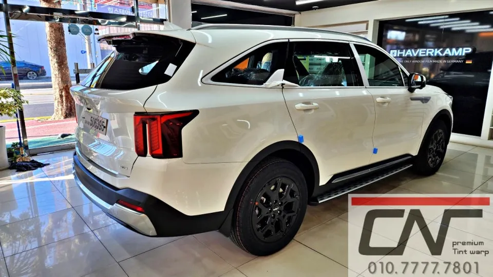 Kia Sorento MQ4のカーフィルム施工事例|費用目安・仕上がり 施工写真 3-1