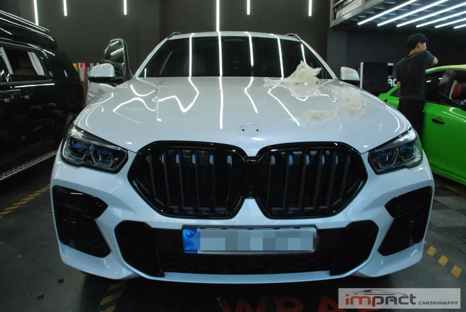 BMW X6のPPF施工事例|費用目安・仕上がり 施工写真 2-1