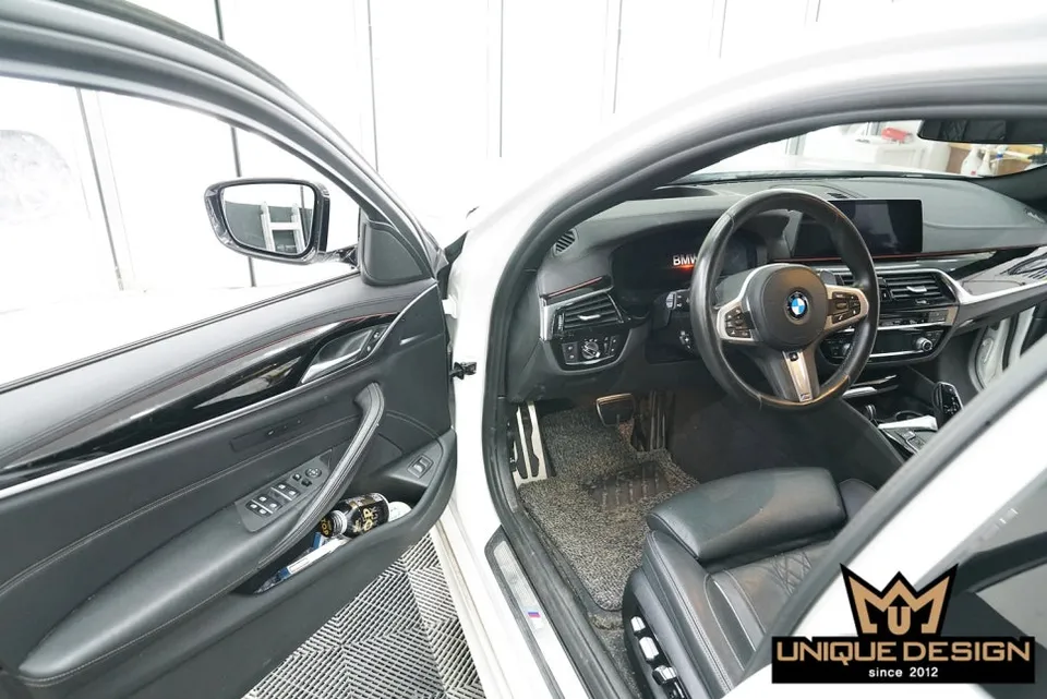 BMW 5 Series Vinyl Wrap Review — Cost & Results photo 4