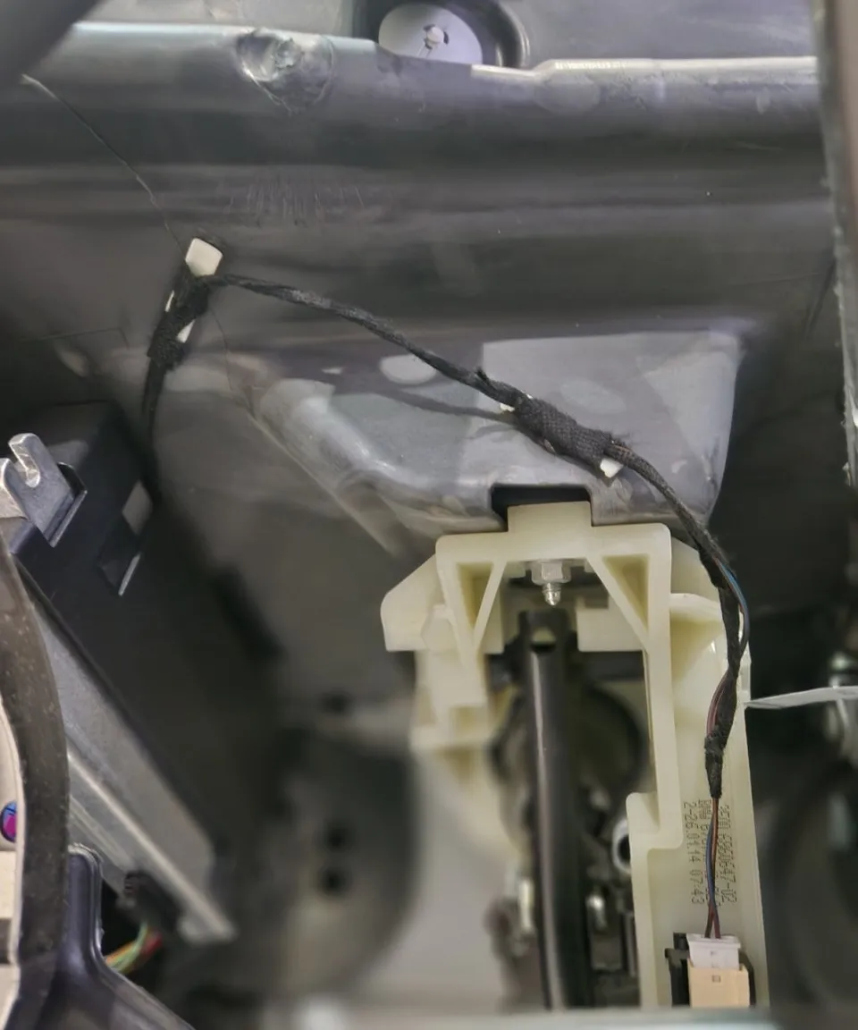 BMW 3 Series soundproofing - BMW 3 Series Soundproofing Review: Road Noise Reduction photo 4