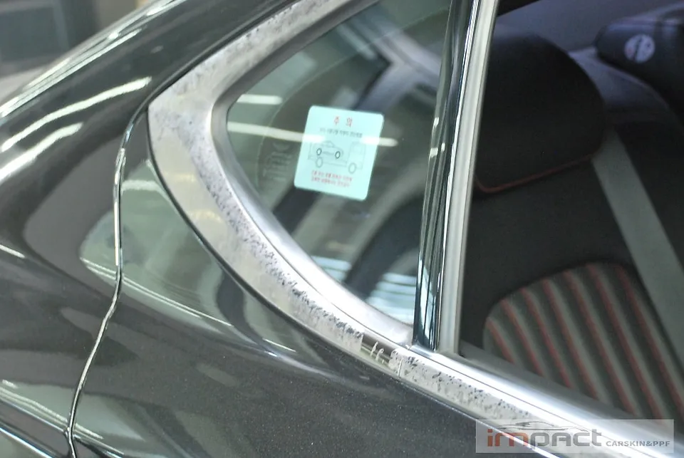 Genesis G70 vinyl wrap - Genesis G70 Vinyl Wrap Review: Dark Chrome Delete Cost photo 3