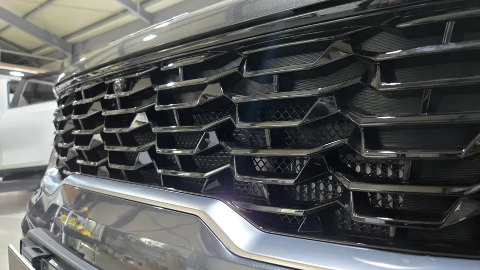 Kia Sorento MQ4のPPF施工事例｜費用目安と仕上がり 施工写真 3-2