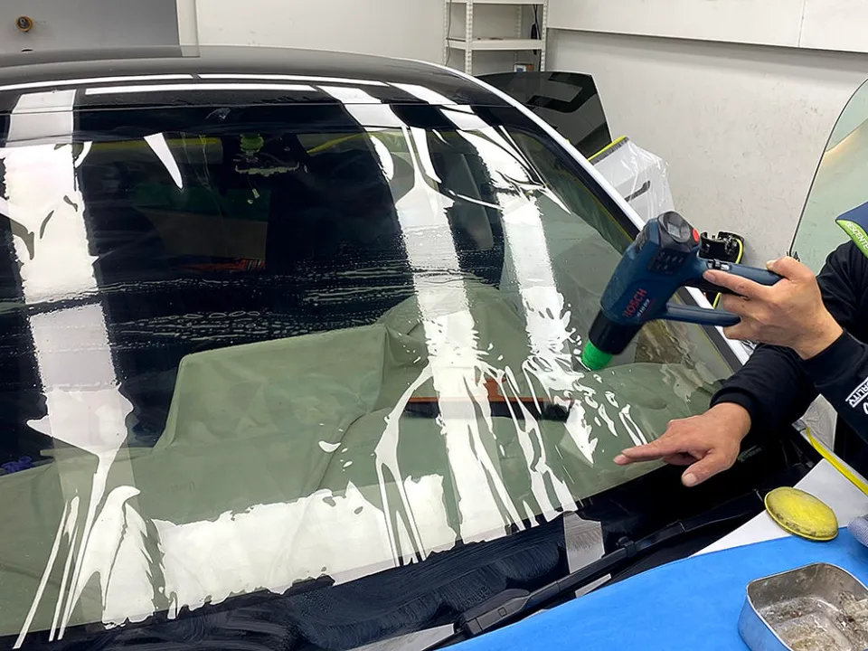 Tesla Model Yのカーフィルム施工事例|費用目安・仕上がり 施工写真 1-3